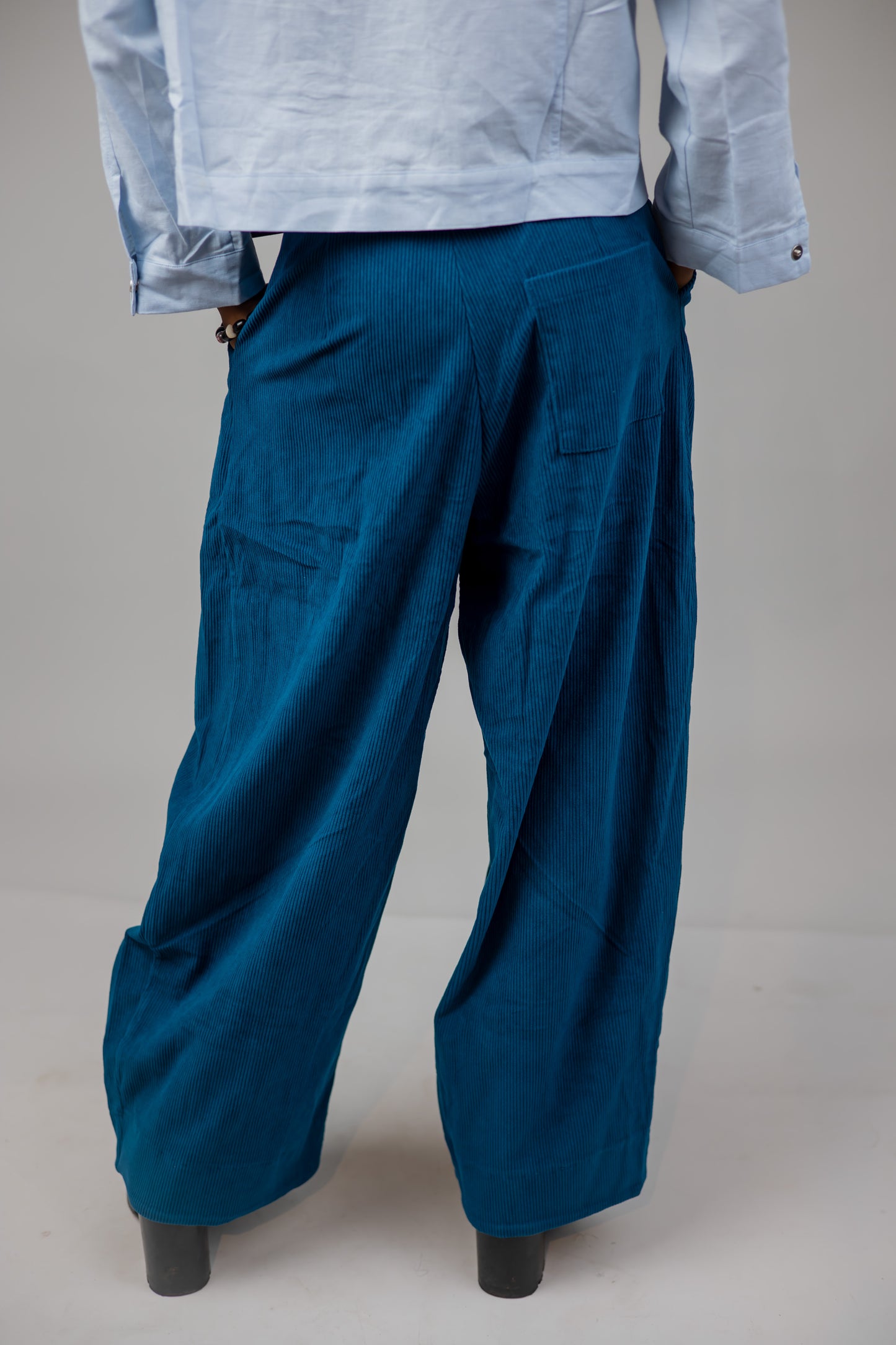 Corduroy Barrel Pants (2 colors)