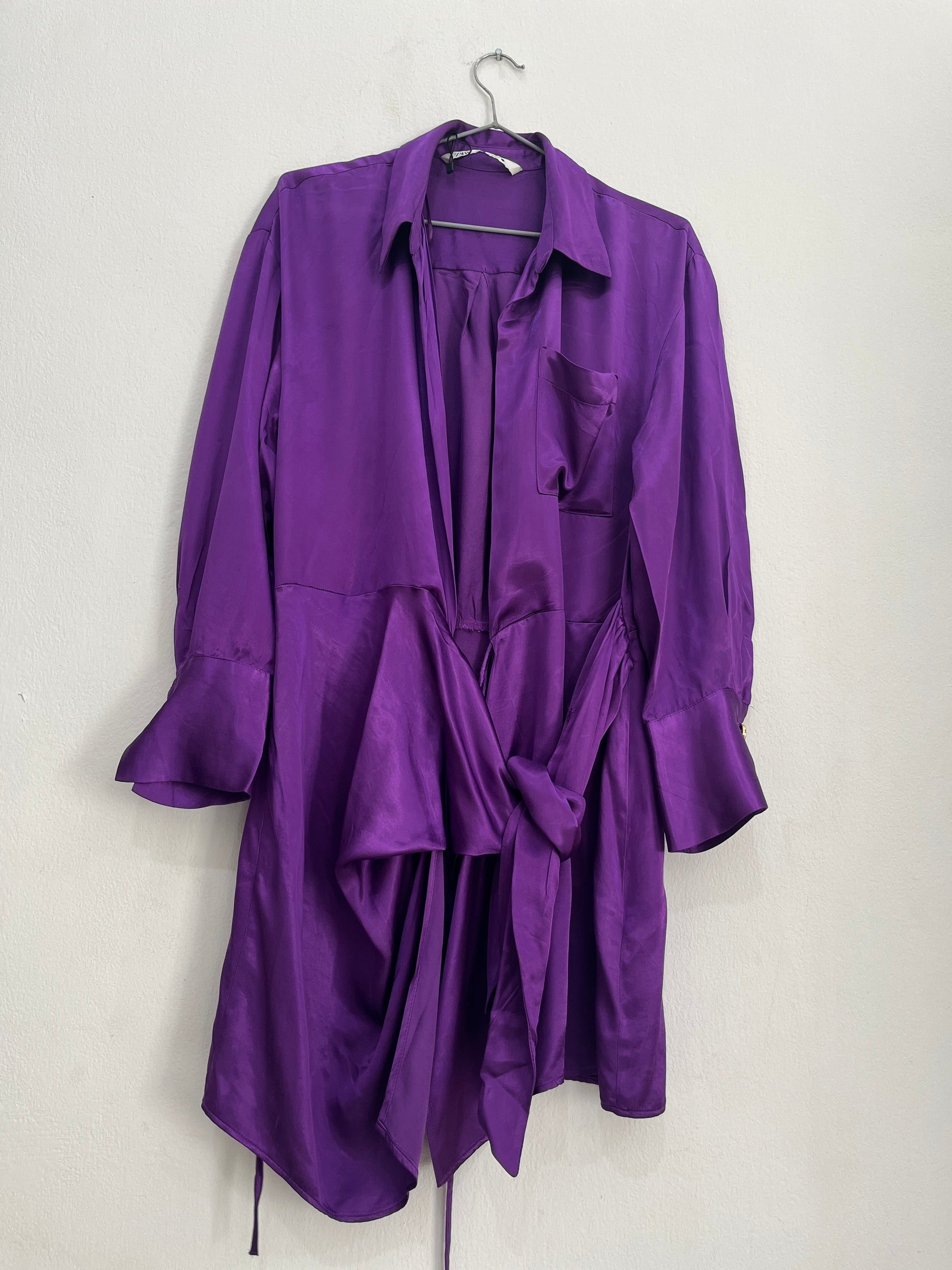 zara purple wrap dress Zara Purple Midi Dress #zara #zarawoman #purple #dresses #jacquard #hantastextile